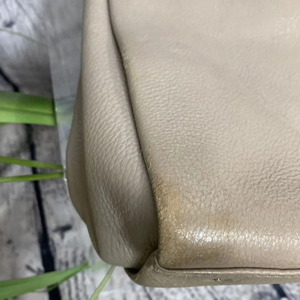 Kate Spade Chain and Leather‎ Strap Magnetic Closure Gray Tan Tote Handbag Purse